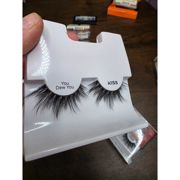 Kiss Lash Drip "Drenched" False Eyelashes Pack Spiky Boosted Volume 3D Drama Wet - Picture 9 of 16
